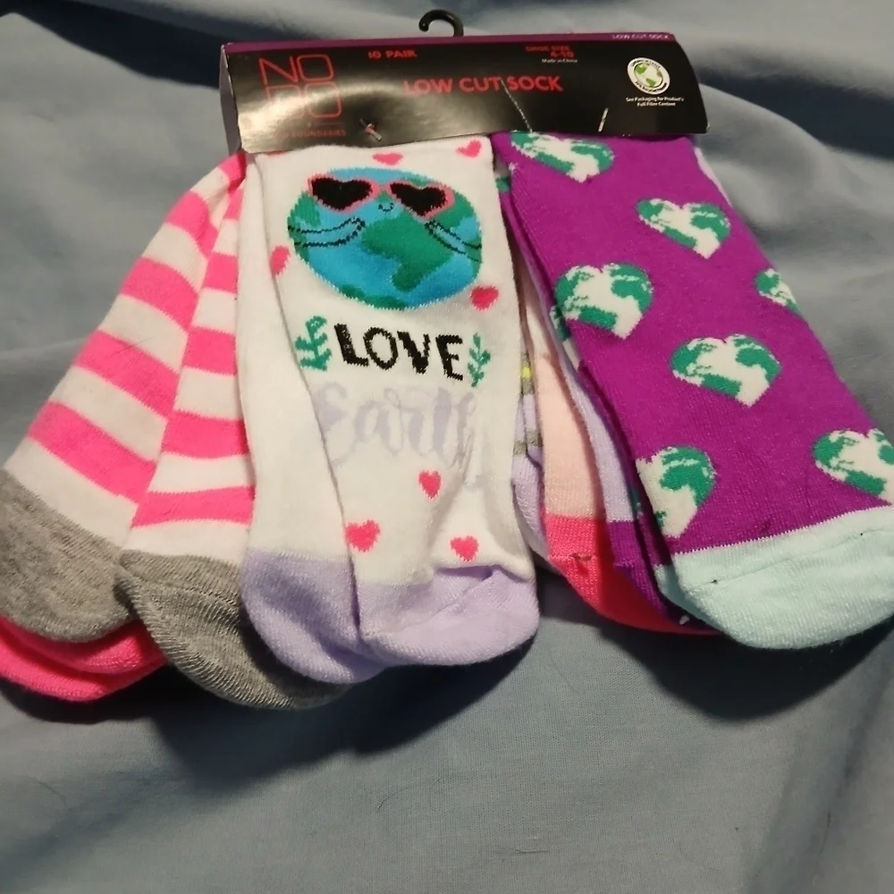No Boundaries low cut  ladies socks 2 packs of 10. NWT